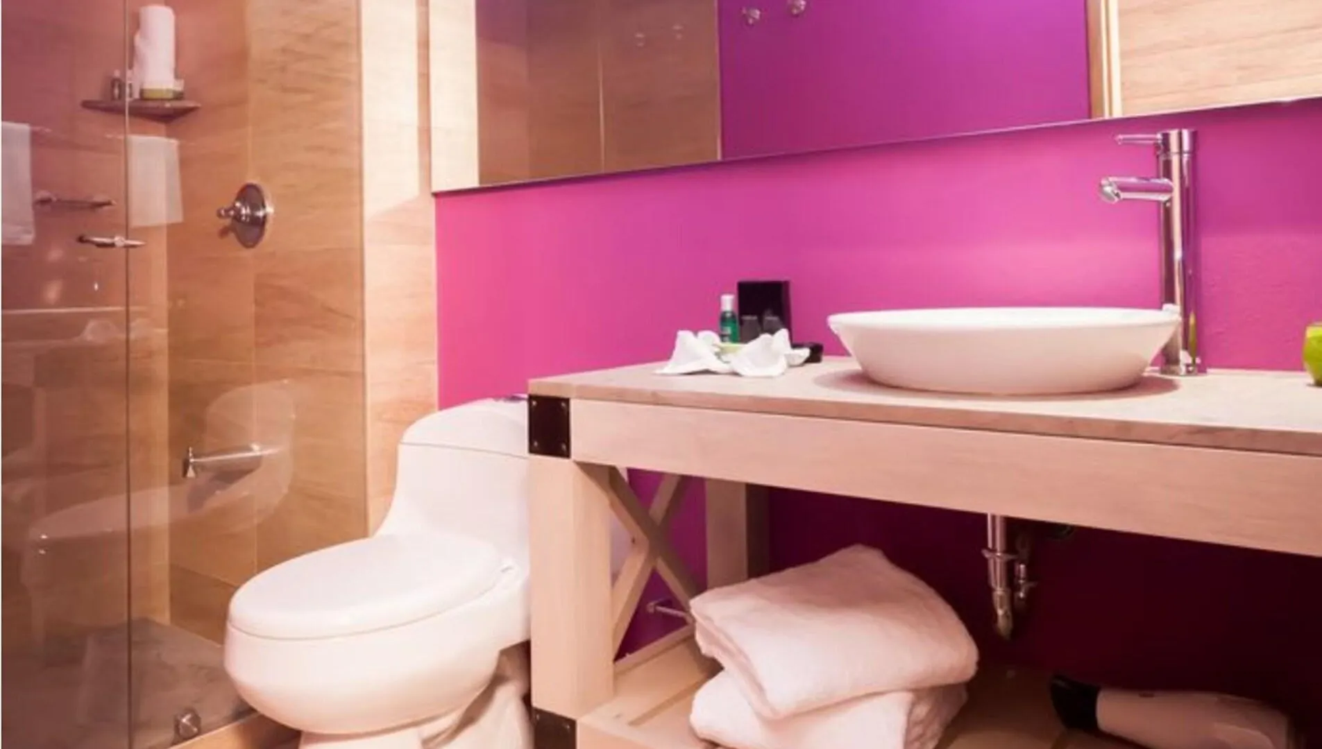 Hotel Mika Suites Bogotá